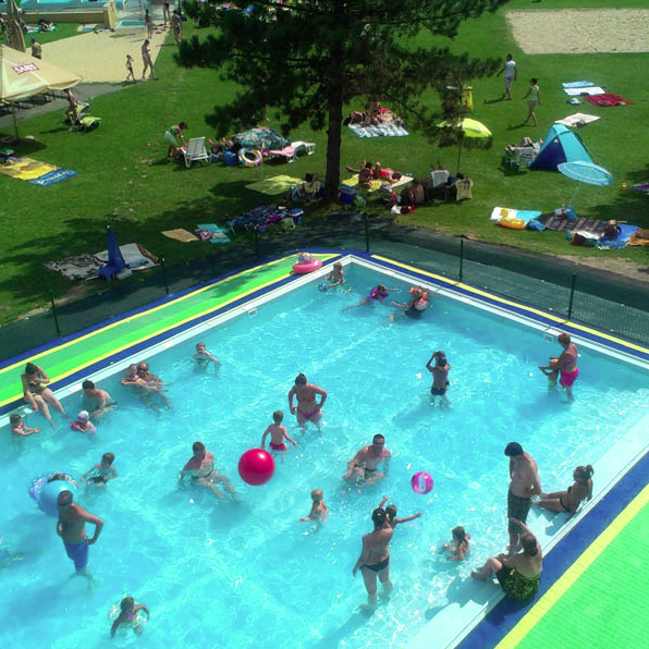 nowy wypoczynkowy basen w Svidniku